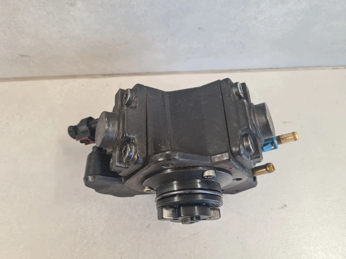 Bomba Combustível Corsa D 1.3 CDTI Usada image 5