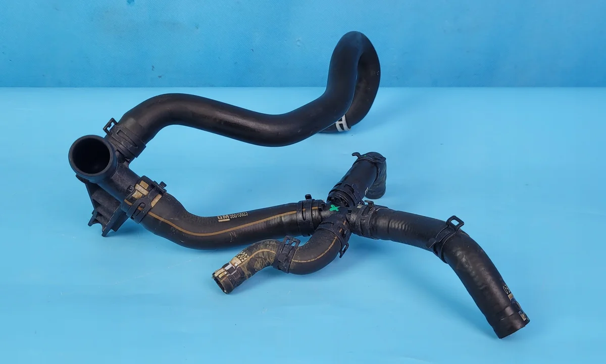 Opel Insignia B Schlauch Leitung 55510923 image 4