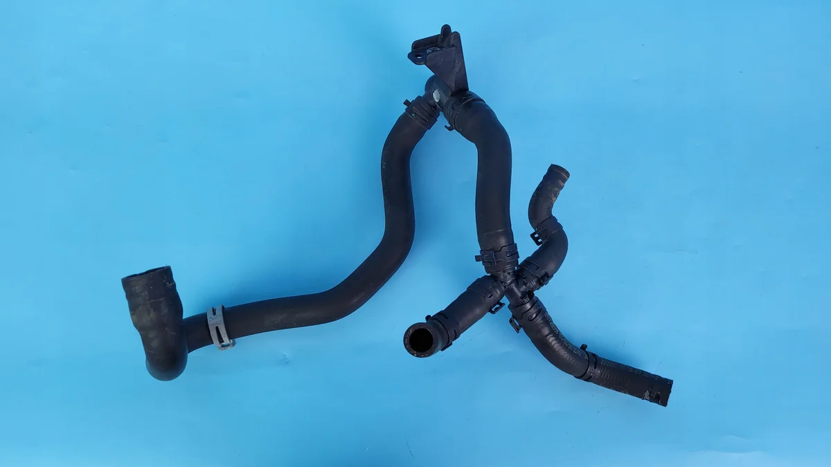 Opel Insignia B Schlauch Leitung 55510923 image 6