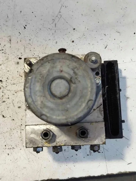 Centralina ABS ESP Peugeot 4542.K8 Usata image 8