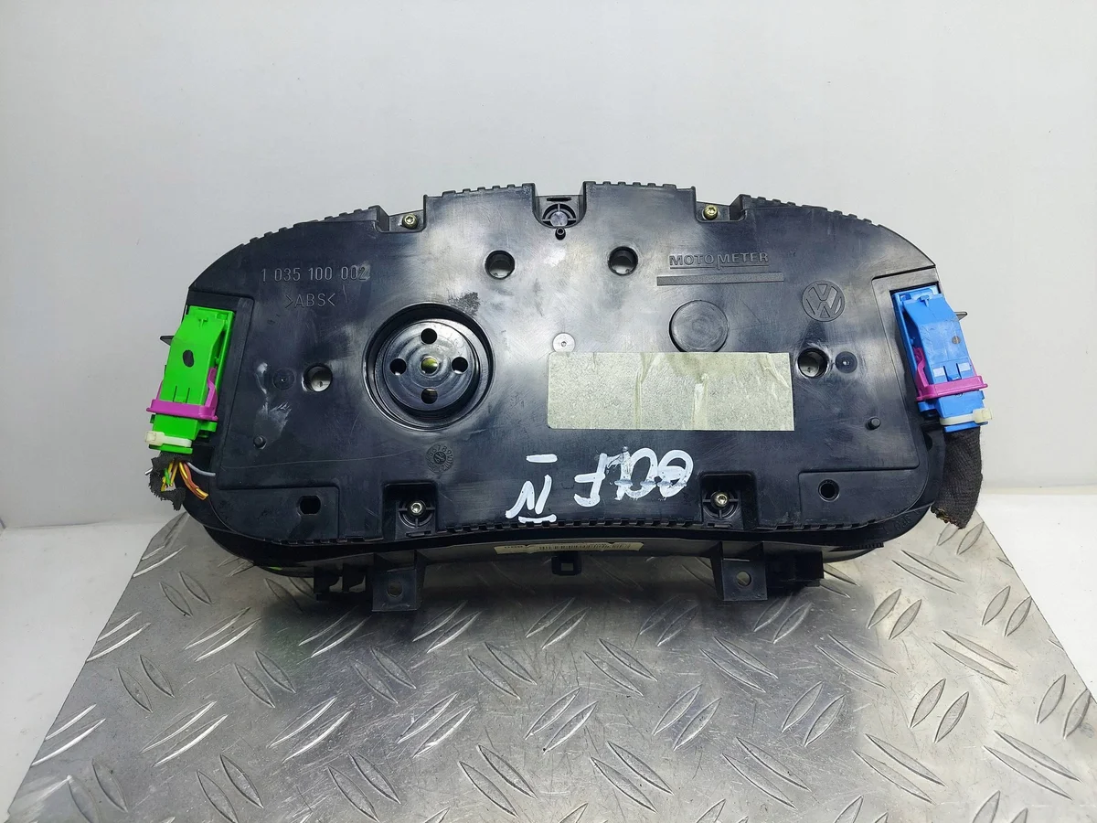 Nopeusmittari VW Golf IV 1.6 1J0920802