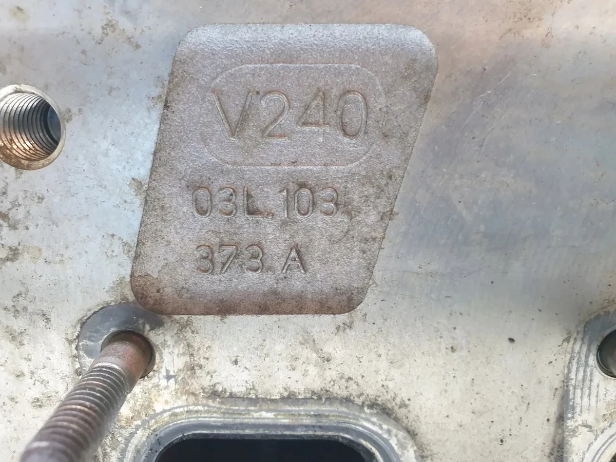 Topplock Audi VW Seat Skoda 1.6TDI 03L103373A image 6