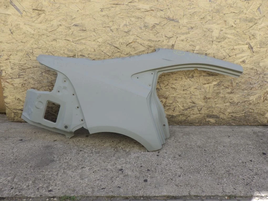 Toyota Corolla E21 Sedan Bakre Skärm Höger