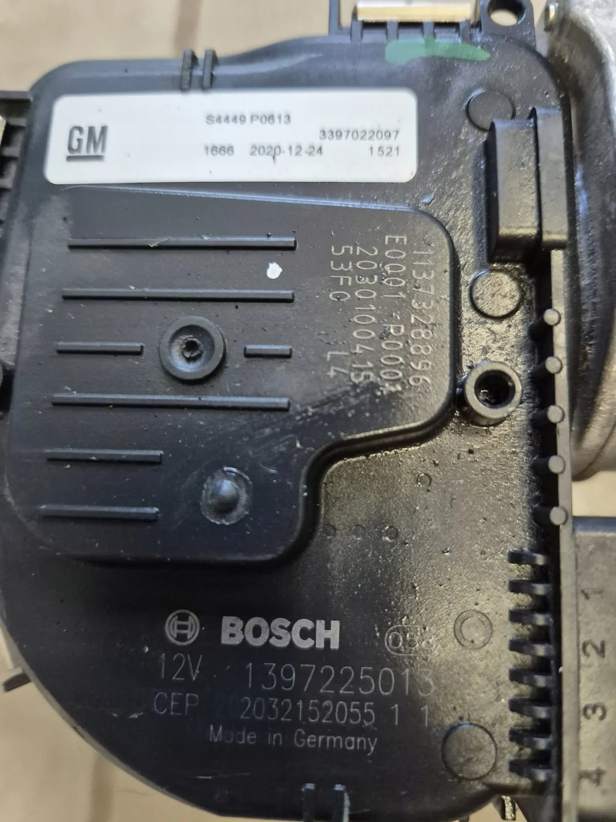 Vindrutetorkarmotor Opel Astra K Vänster
