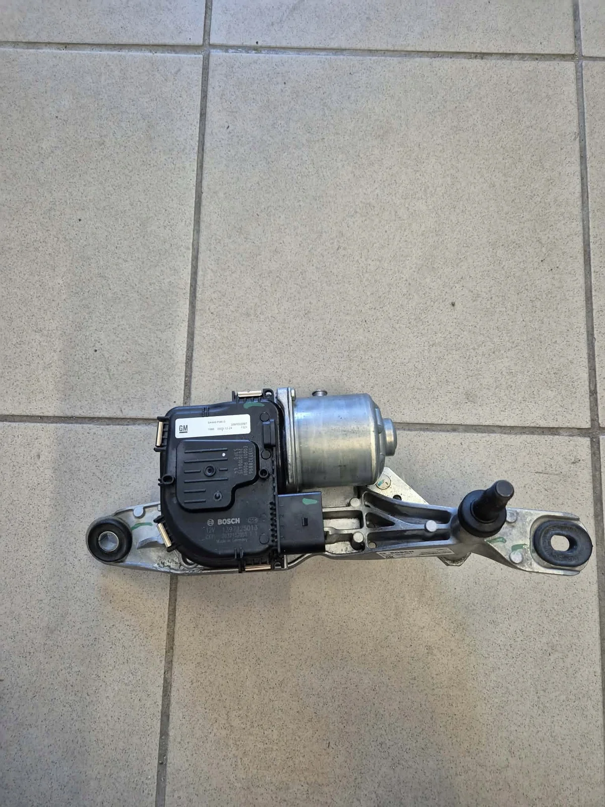 Astra K Scheibenwischermotor Links 1397225013 image 3