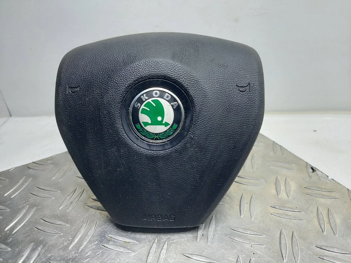 Ohjauspyörän airbag Skoda Octavia Mk2 RS
