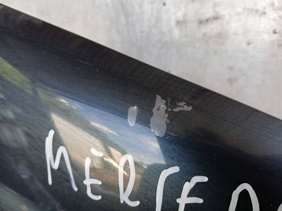Mercedes C W203 Front Right Fender 52D3 image 5