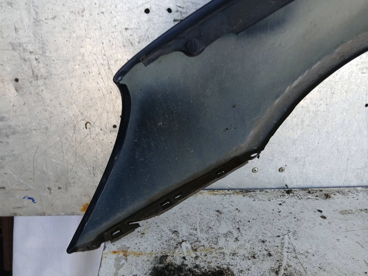 Mercedes C W203 Front Right Fender 52D3 image 9