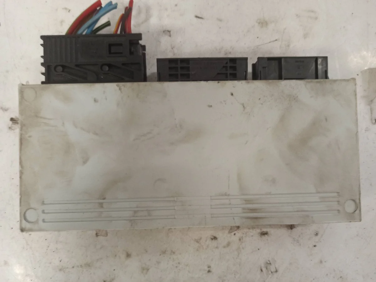 BMW 3 E46 komfortmodul 8385541 image 8