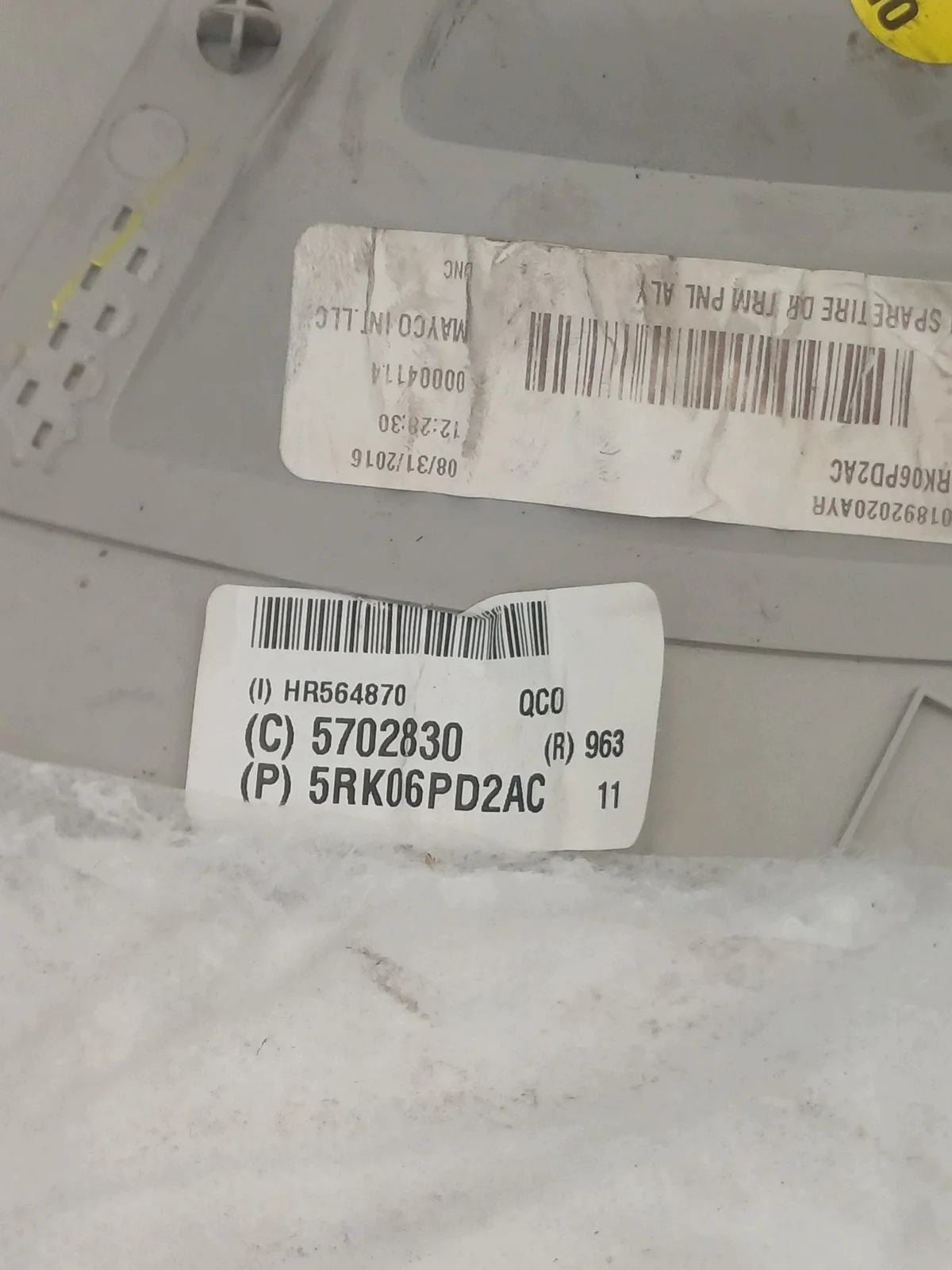 Chrysler Pacifica 17- Sidopanel Bagage 5RK06PD2AC image 8