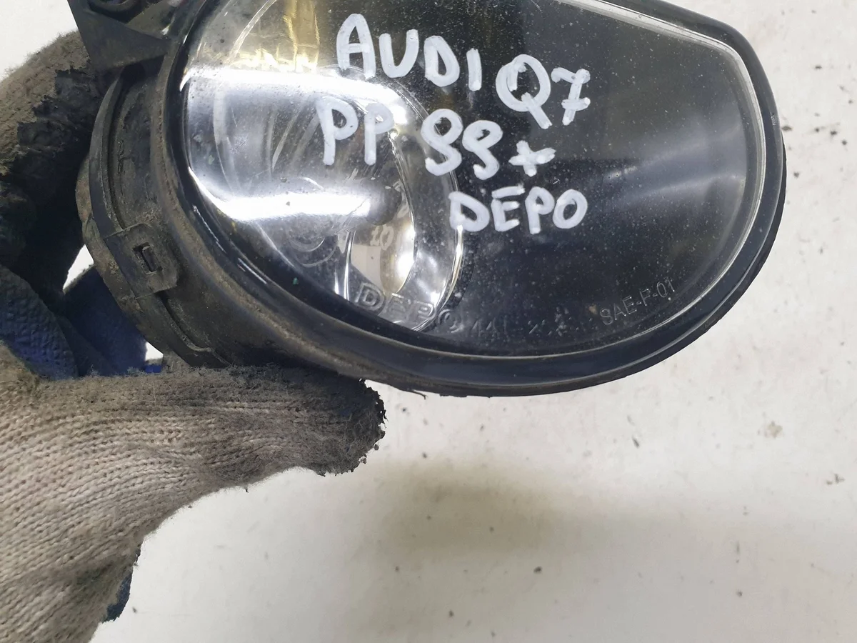 Höger främre stötfångarhalogen Audi Q7 08- image 6