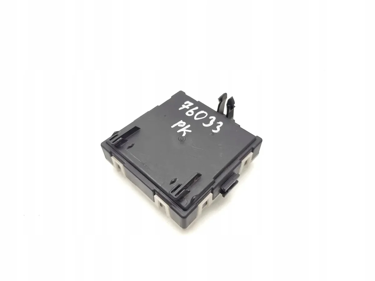 Modul dörrkontroll vänster fram Mercedes W213 image 6