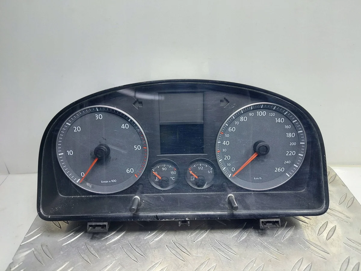 Nopeusmittaristo VW Touran 1.9 TDI
