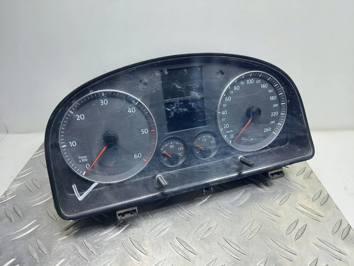Compteur VW Touran 1.9 TDI 1T0920861A