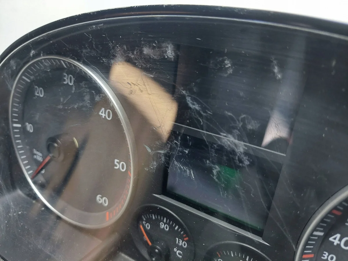 Tachometer VW Touran 1.9 TDI 1T0920861A image 7
