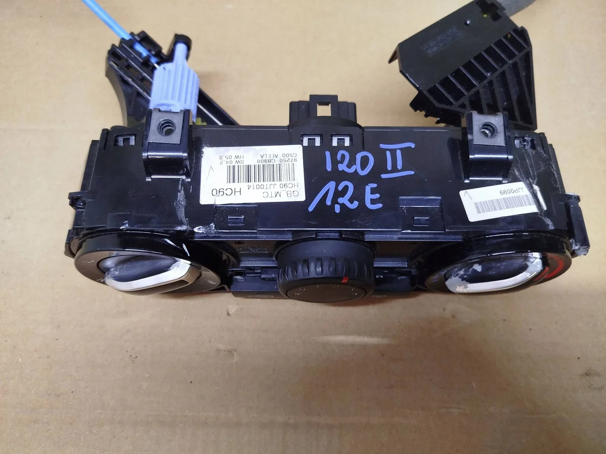 Luftkonditioneringspanel Hyundai i20 II 97250C8900