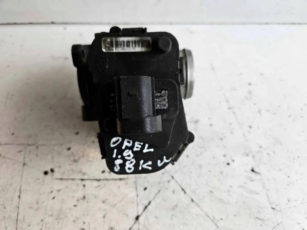 Drosselklappe Opel Zafira B 1.9 CDTI 48CP01