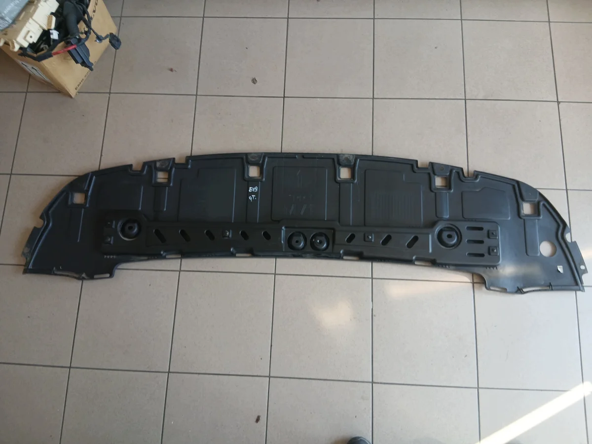 Skyddsplåt KIA EV9 2023-26 Bakre