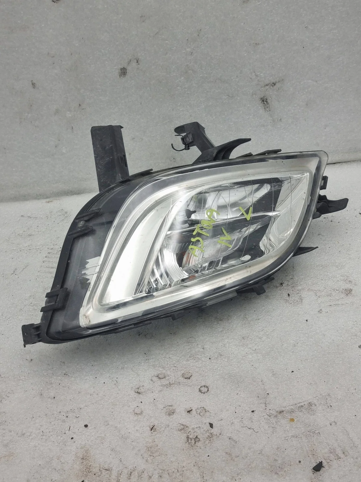 Opel 13293618 Käytetty Halogeeni
