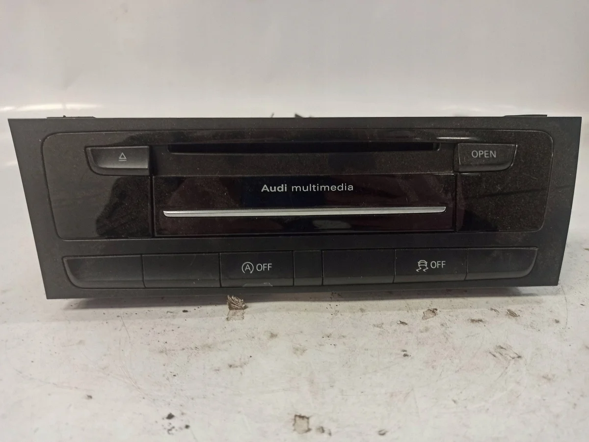 Audi A4 B8 Radio Navigation 8R1035652 image 5