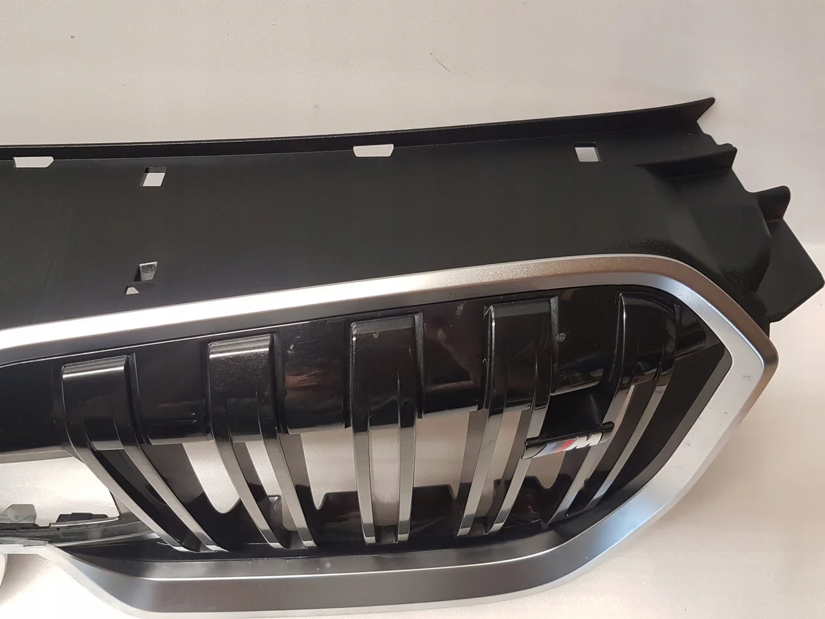 Grelha BMW X1 U11 M Pkg 2022- Usada image 5