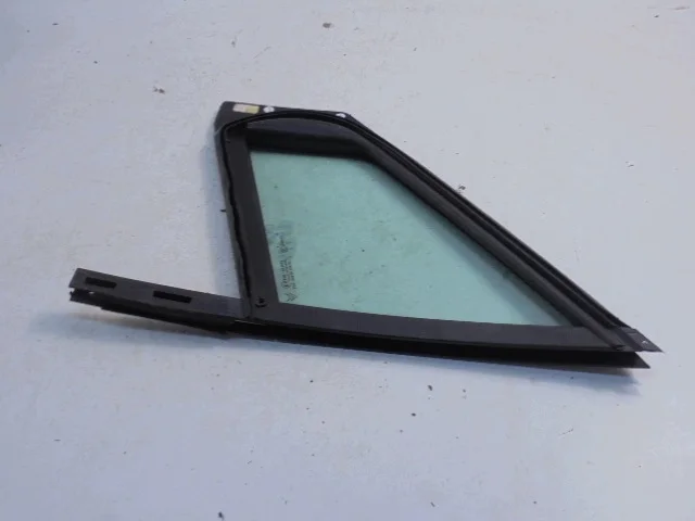 Citroen C4 I Dreieckscheibe vorne rechts image 3
