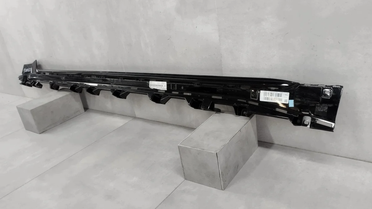 Schwellerleiste BMW i4 G26 M Paket links gebraucht image 3