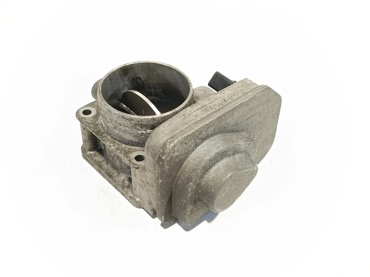 Gasklephuis 038128063J Gebruikt