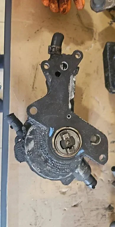 Vakuum pump VW Transporter T5 1.9 TDI