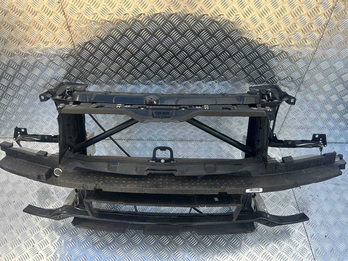 Refuerzo Frontal BMW F30 F31 LCI Usado