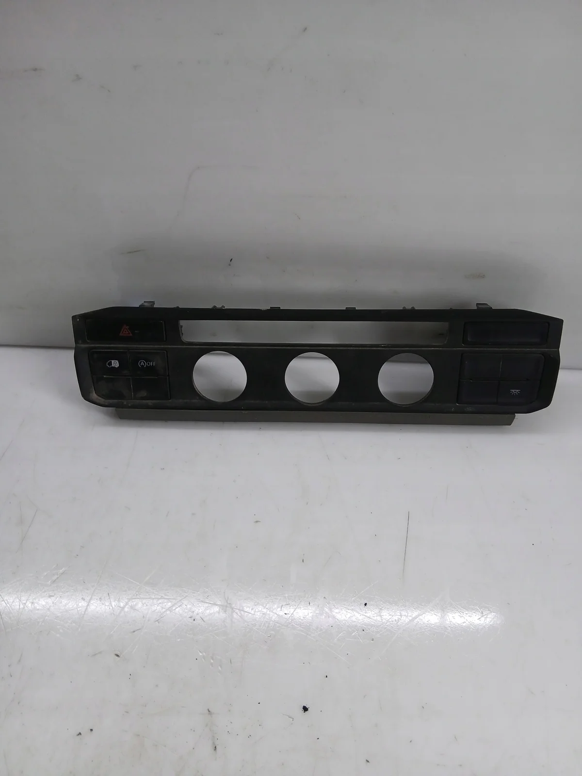 VW Crafter Ilmastointipaneeli 7C09596231QB Käytetty
