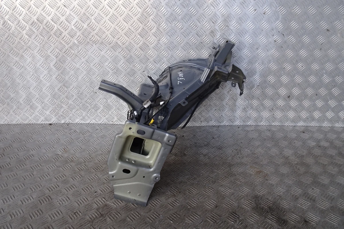 Kia Niro II Front Left Apron Used image 3
