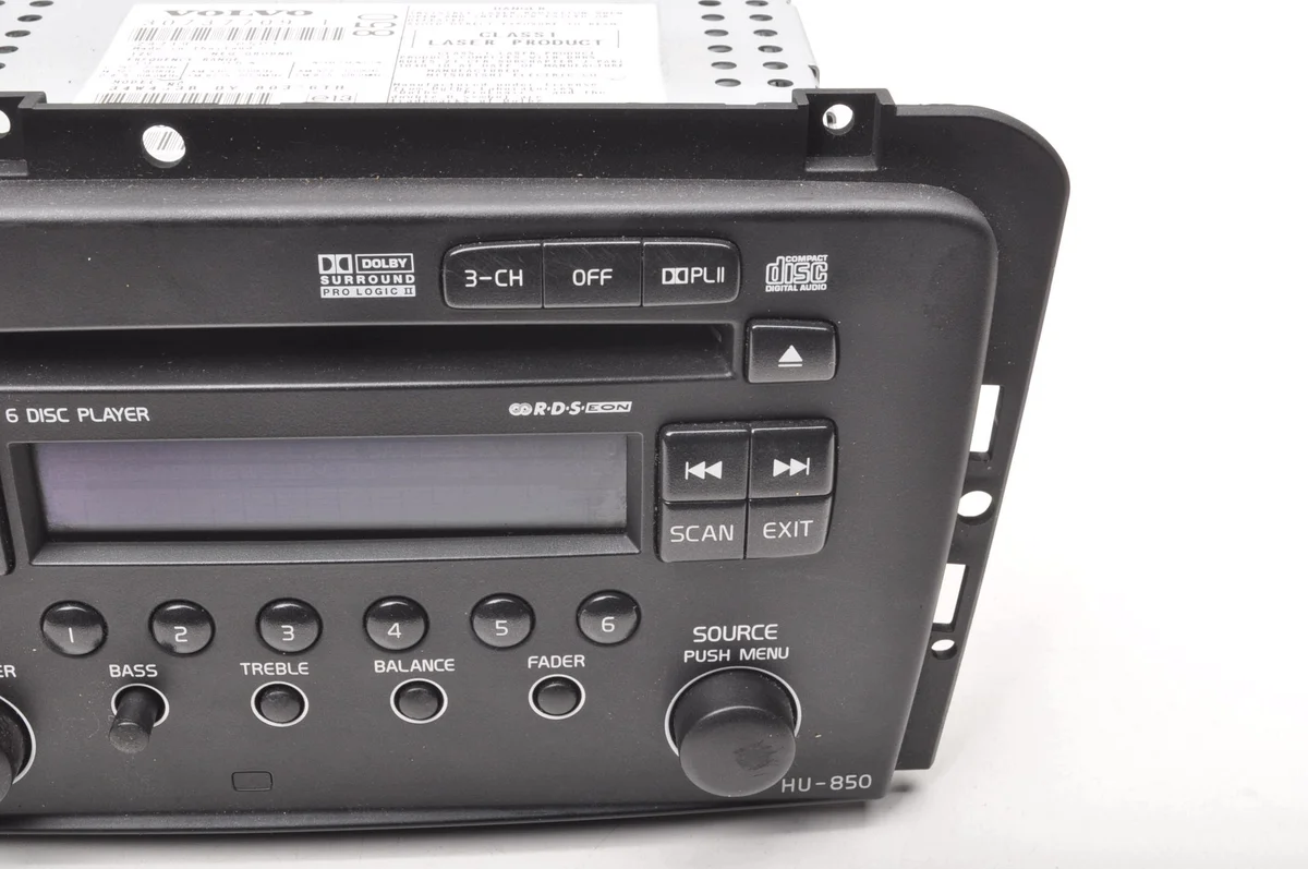 Radio Volvo S60 V70 XC70 30737709 image 3
