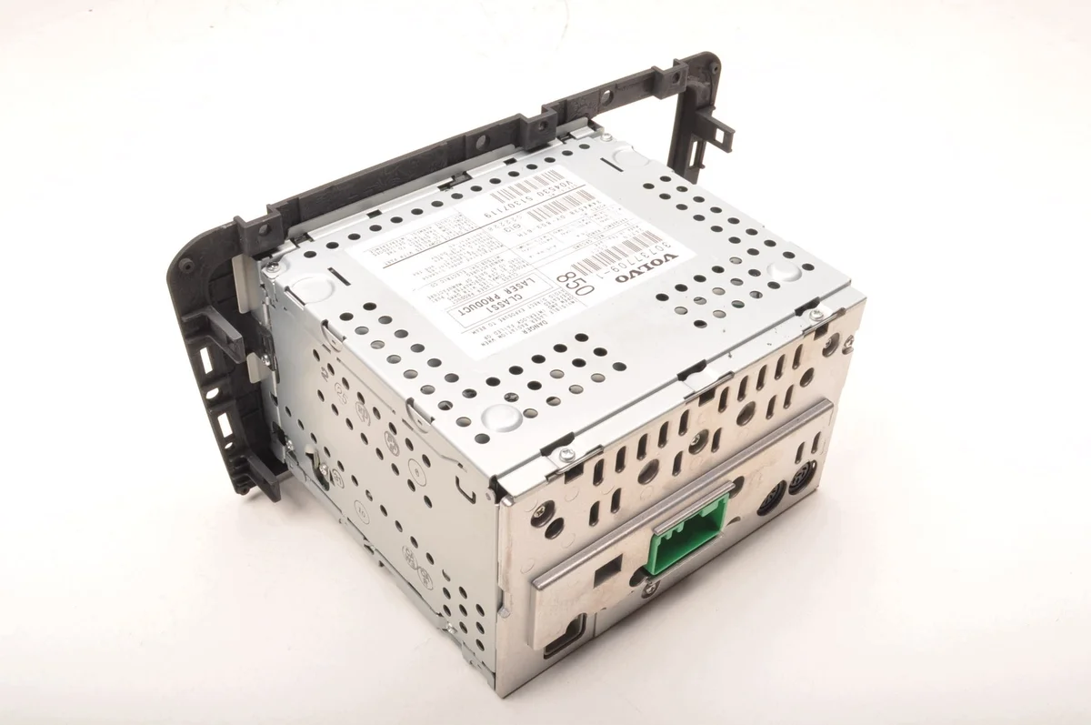 Radio Volvo S60 V70 XC70 30737709 image 6