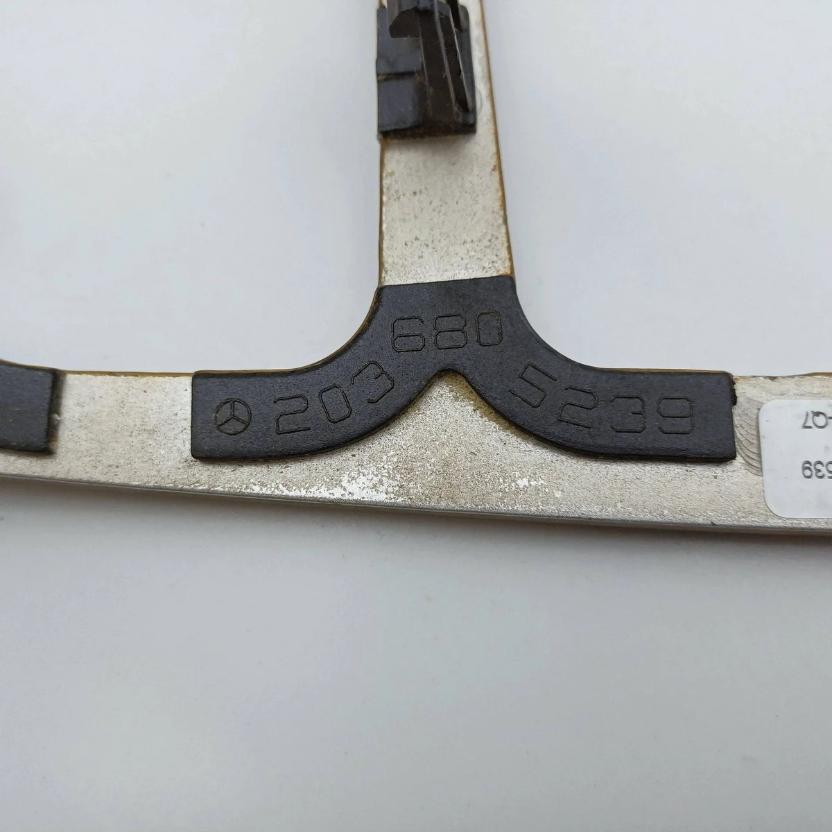 Radioframe Mercedes C W203 Gebruikt image 4