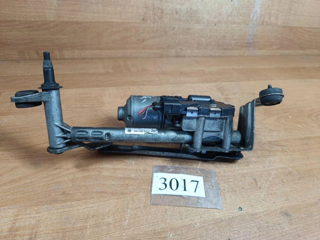 Motor Limpa Para-brisa VW Golf 5 Plus Usado image 3