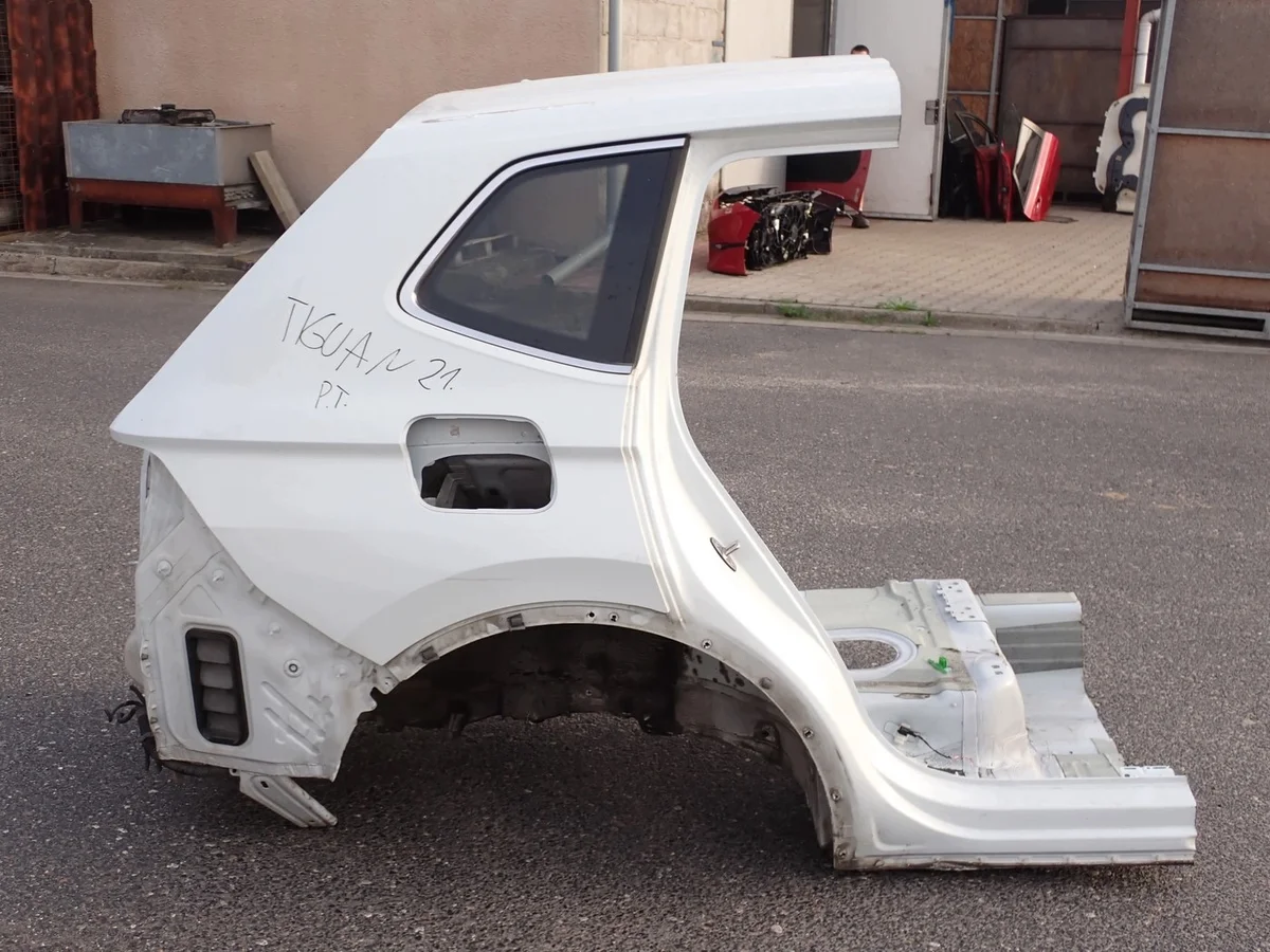 Kotflügel Ecke Rechts Hinten VW Tiguan II