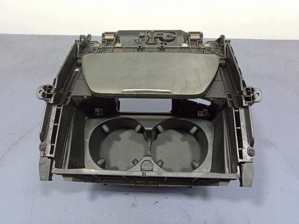 Porta-copos Mercedes AMG GT 4 Door W290 X290