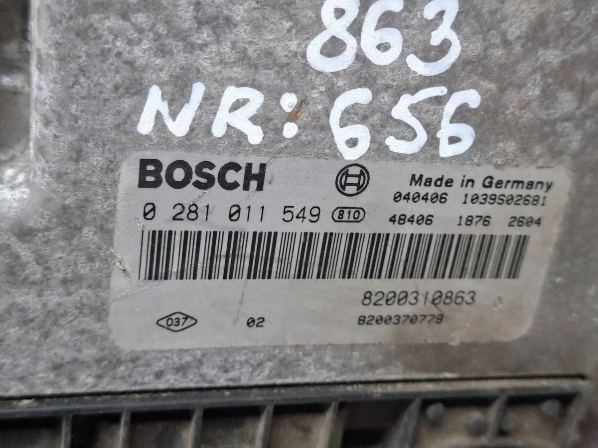 Engine Control Unit 0281011549 8200310863 image 4