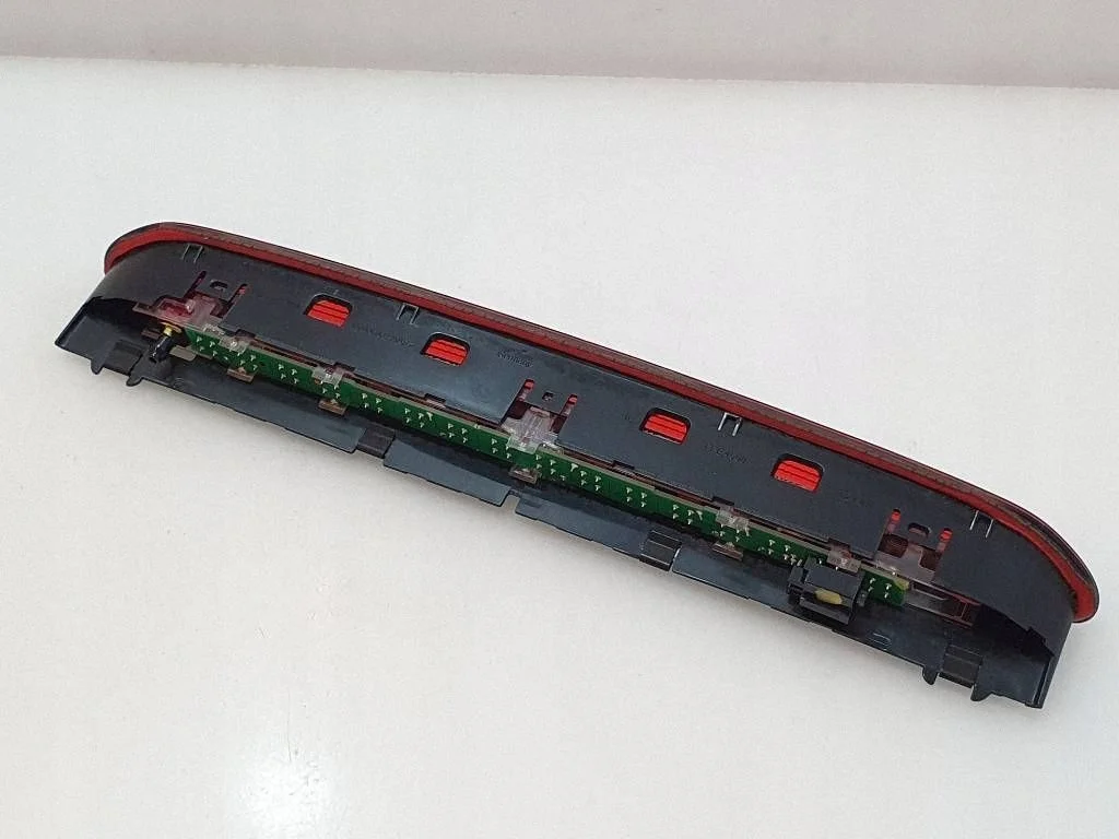 Derde remlicht VW Golf VII 5G0945087B image 7