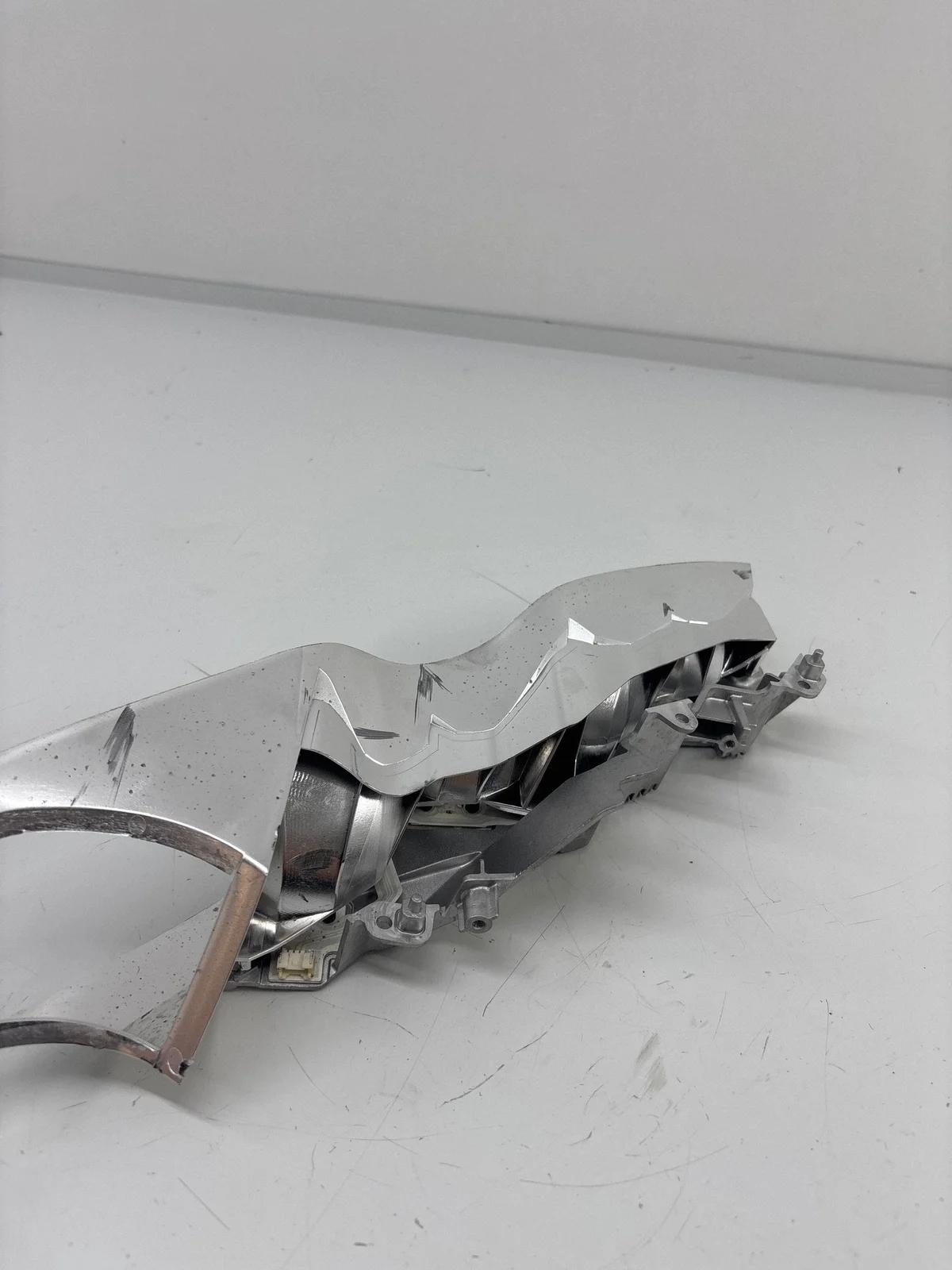 Strålkastardel höger Jaguar F-Pace 43005145