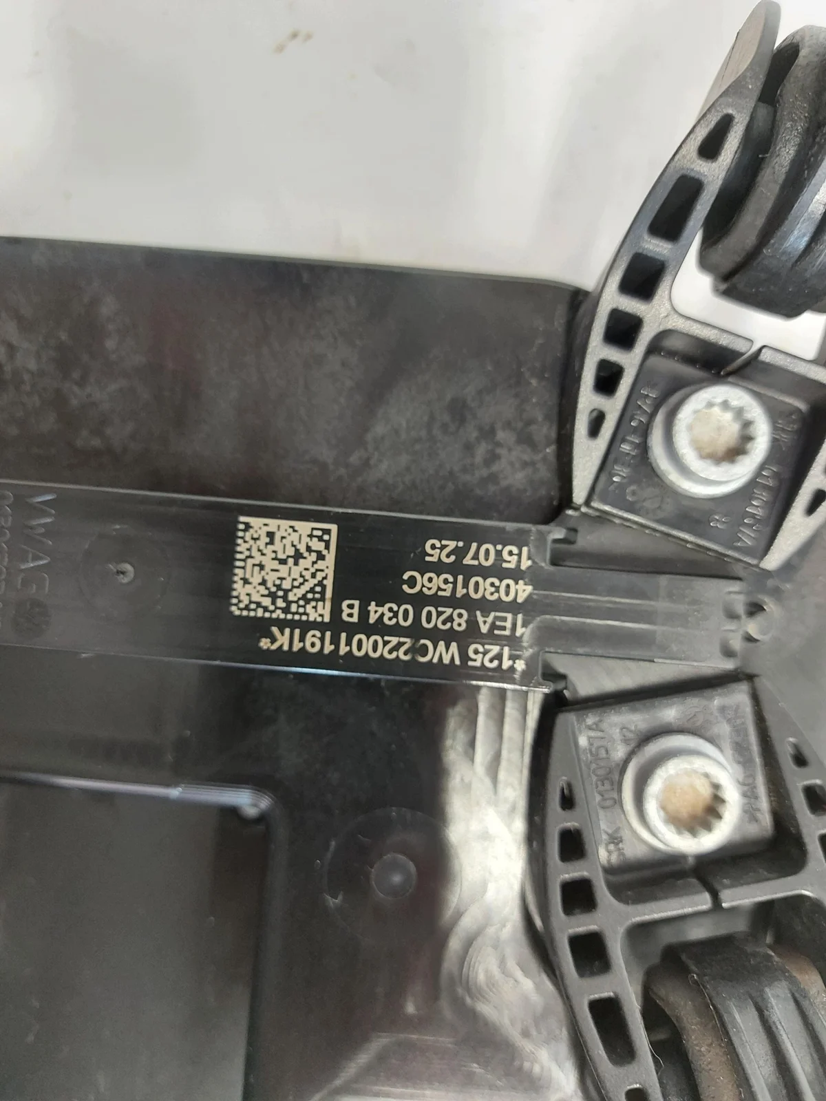 Suporte Módulo Skoda Elroq iV85 1EA805211B image 4