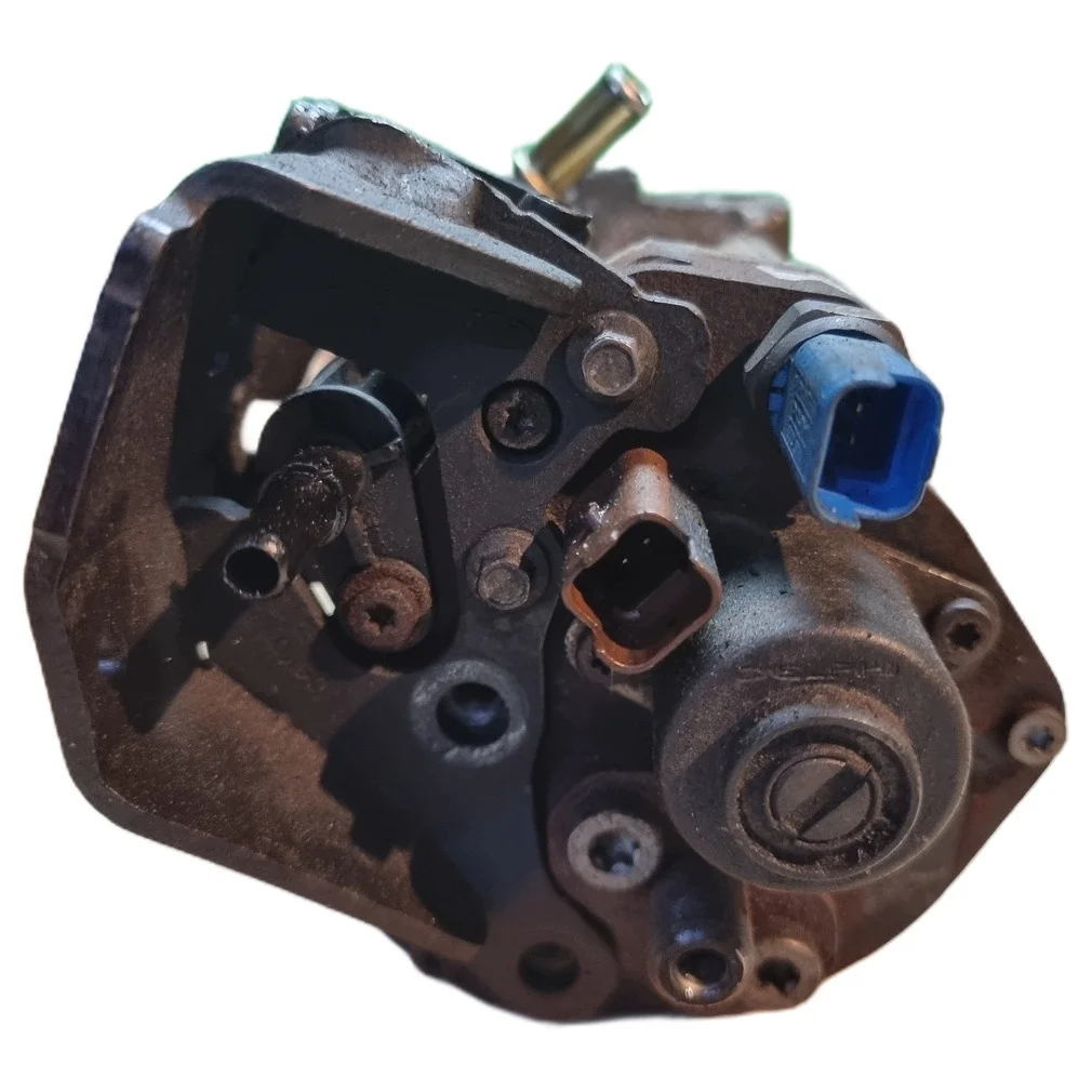 Pompe à injection Ford Mondeo MK3 2.0 2.2 TDCI image 5