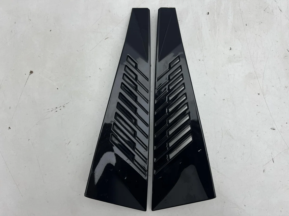 Grill till Peugeot 208 II 2023- (Vänster/Höger)
