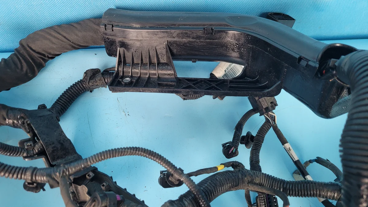 Volvo XC90 II Engine Wiring Harness 32320589