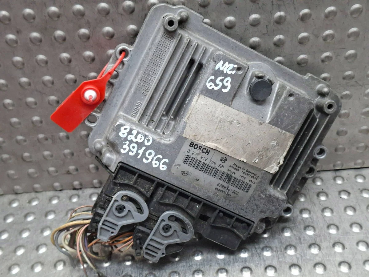 Ohjainyksikkö moottoriin 0281012769 Renault