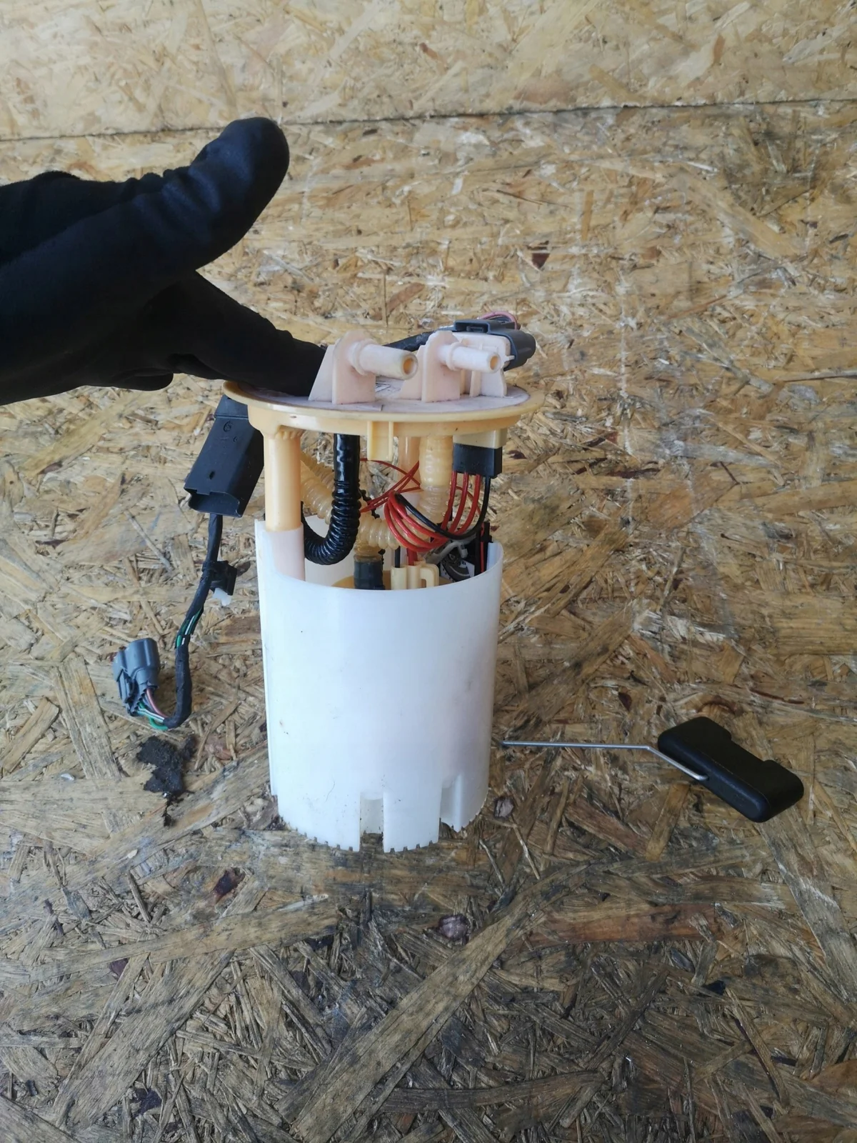 Bomba de Combustible Renault Megane IV 1.5 DCI image 5