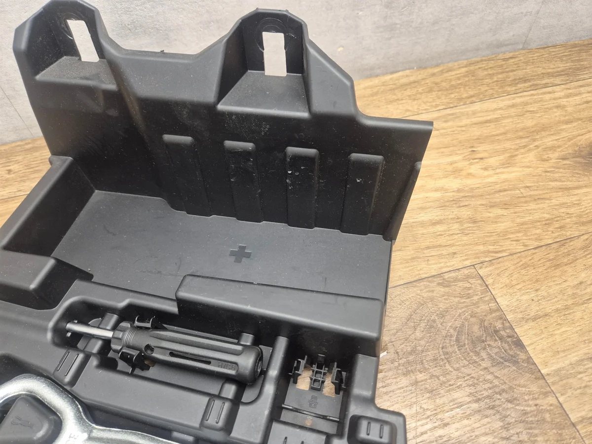 BMW F36 Trunk Storage Insert With Tools image 4