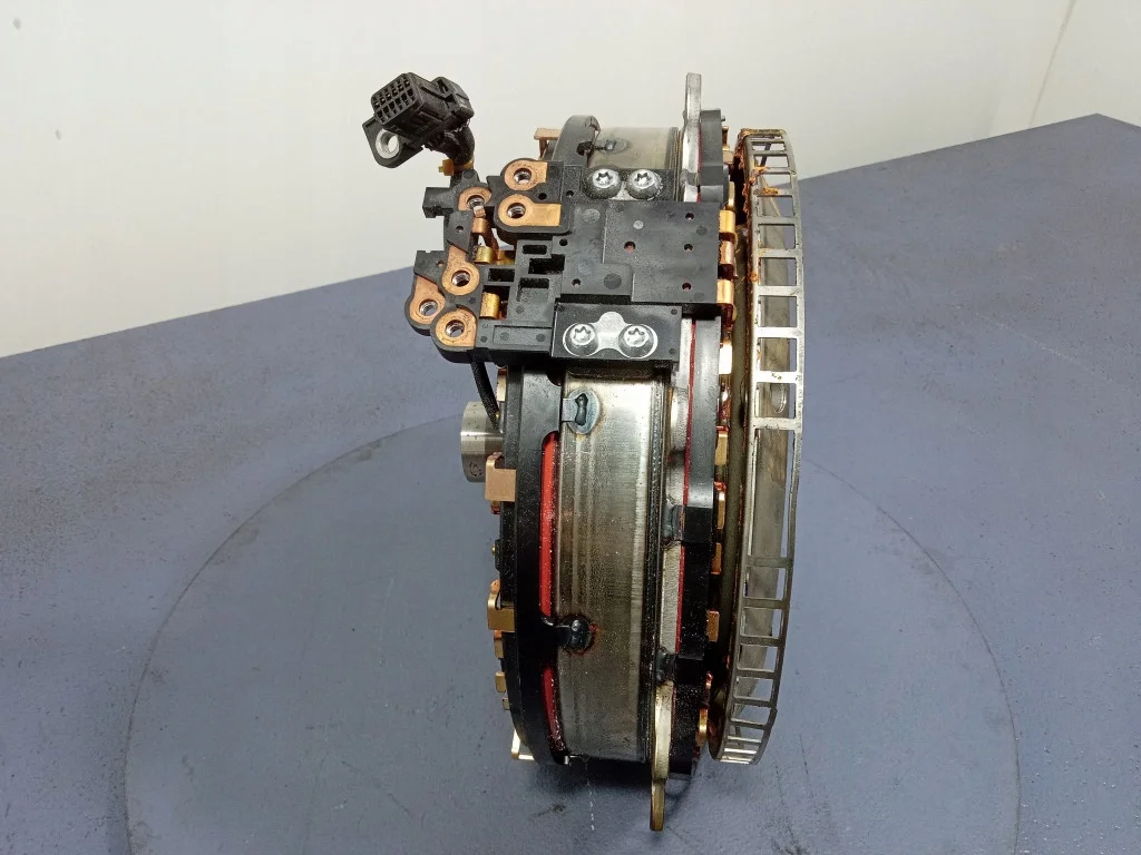 Generator Hybrydy Mercedes AMG GT W290 A2569060000 image 8