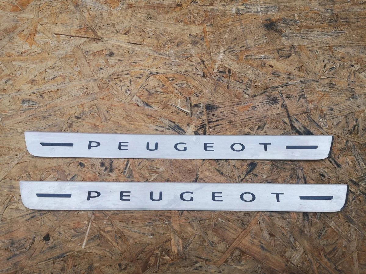 Schwellerleiste Peugeot 208 II 9828373080